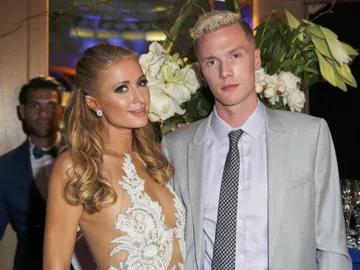 Paris Hilton con su hermano Barron Paris Hilton con su hermano Barron