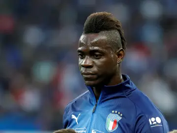 Balotelli, antes de un partido con la selección italiana Balotelli, antes de un partido con la selección italiana