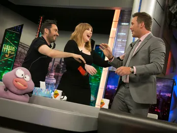 Chris Pratt y Bryce Dallas Howard cuentan en 'El Hormiguero 3.0' qué recuerdo se han quedado de la nueva película de J.A. Bayona Chris Pratt y Bryce Dallas Howard cuentan en 'El Hormiguero 3.0' qué recuerdo se han quedado de la nueva película de J.A. Bayona