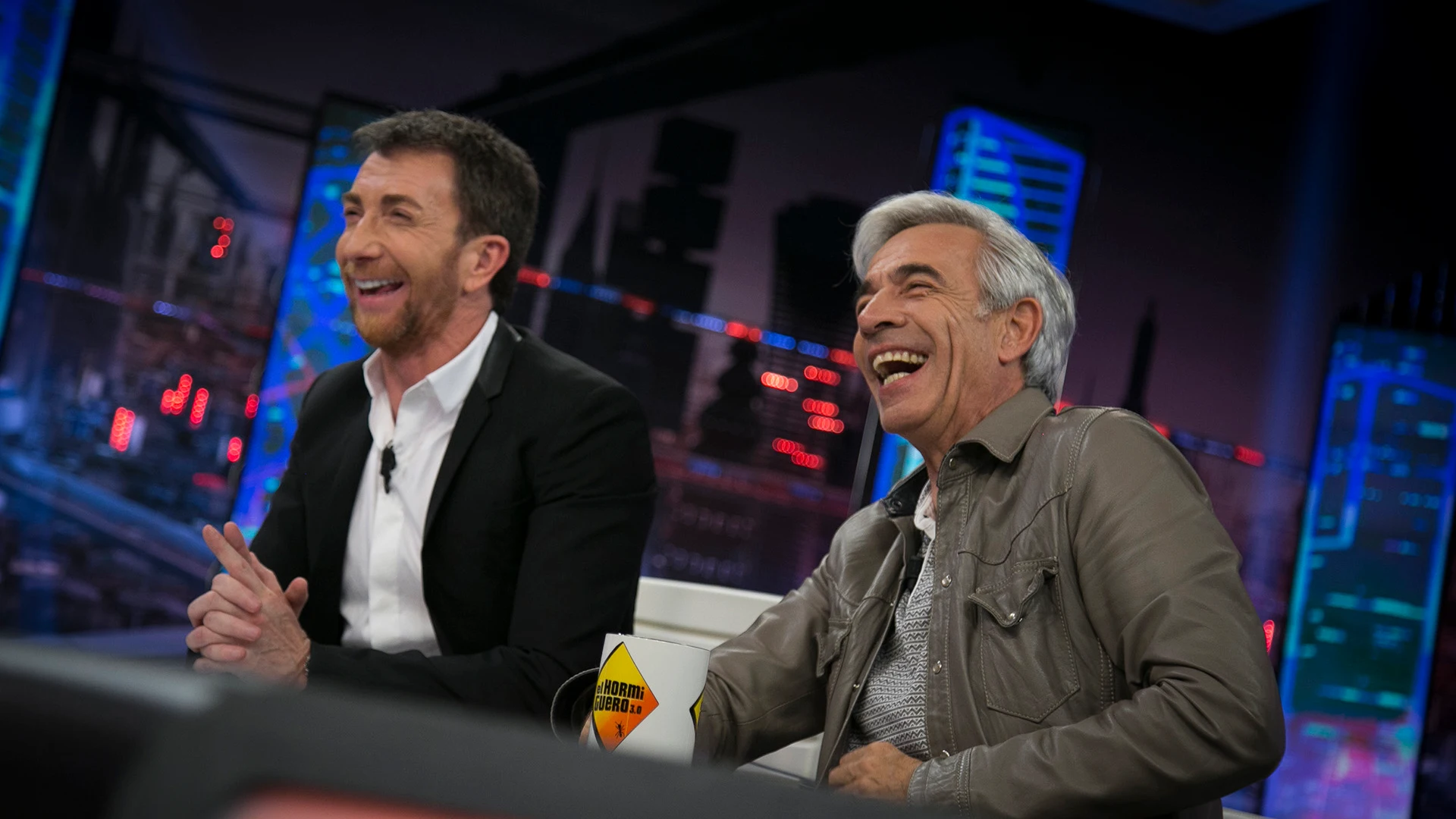 Imanol Arias conoce en 'El Hormiguero 3.0' las alternativas que se barajaron durante el pleno de la moción de censura Imanol Arias conoce en 'El Hormiguero 3.0' las alternativas que se barajaron durante el pleno de la moción de censura