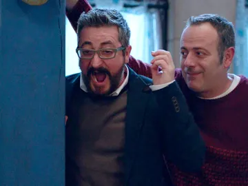 Iker Galartza y Gorka Aguinagalde, un tándem de risas imparables en el rodaje de 'Allí Abajo' Iker Galartza y Gorka Aguinagalde, un tándem de risas imparables en el rodaje de 'Allí Abajo'