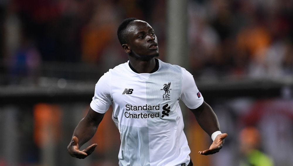 Sadio Mané celebra un gol con el Liverpool