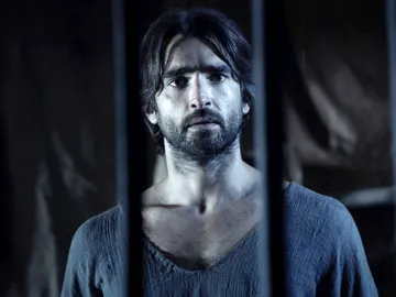 La obligación que se convierte en la celda sin llave de Arnau La obligación que se convierte en la celda sin llave de Arnau