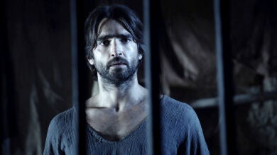 <p>La obligación que se convierte en la celda sin llave de Arnau </p>