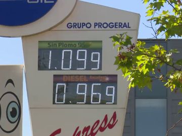 <p>El boom de las gasolineras "low cost" en España </p> <p>El boom de las gasolineras "low cost" en España </p>