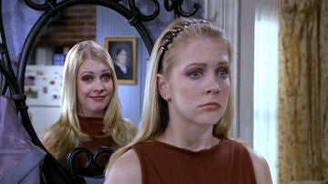 Sabrina, cosas de brujas - Temporada 7 - Capítulo 11: La mentirosa, la bruja y el guardarropa