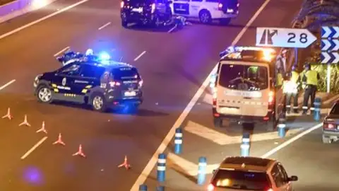 <p>Una mujer muere atropellada en la autopista del sur de Gran Canaria</p> <p>Una mujer muere atropellada en la autopista del sur de Gran Canaria</p>