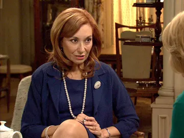 Isabel, descubre el lado oculto de Charo Isabel, descubre el lado oculto de Charo