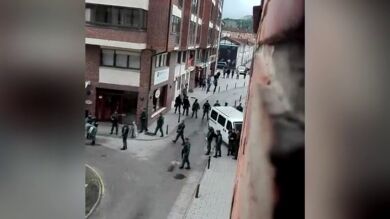 <p>Protestas en Alsasua tras la entrada en prisión de los jóvenes que agredieron a guardias civiles</p>