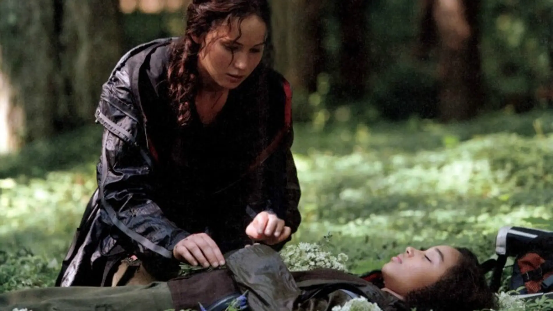 Katniss y Rue en 'Los juegos del hambre'