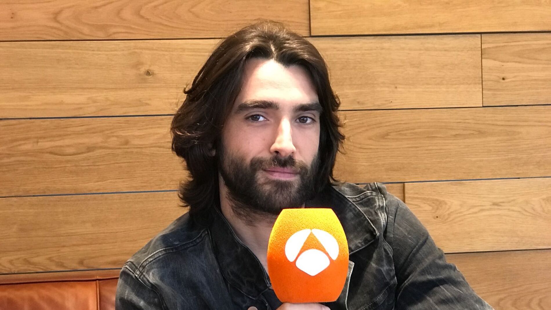 Aitor Luna: "Soy m&aacute;s reivindicativo gracias a Arnau"