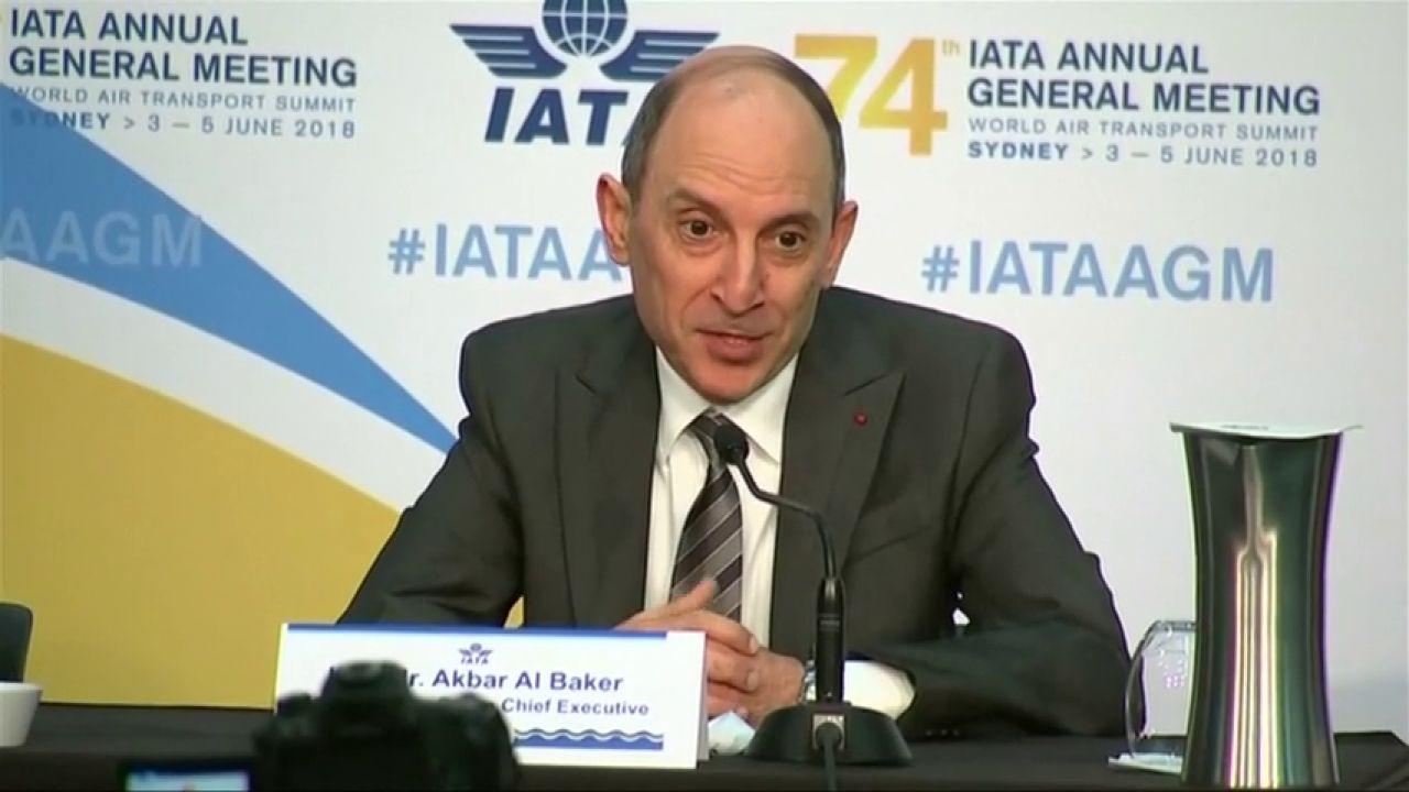 El presidente de Qatar Airways se disculpa por asegurar ...