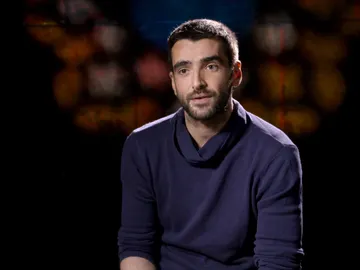 Aitor Luna sobre el romance de Arnau y Aledis: “Se despierta su instinto animal más básico” Aitor Luna sobre el romance de Arnau y Aledis: “Se despierta su instinto animal más básico”