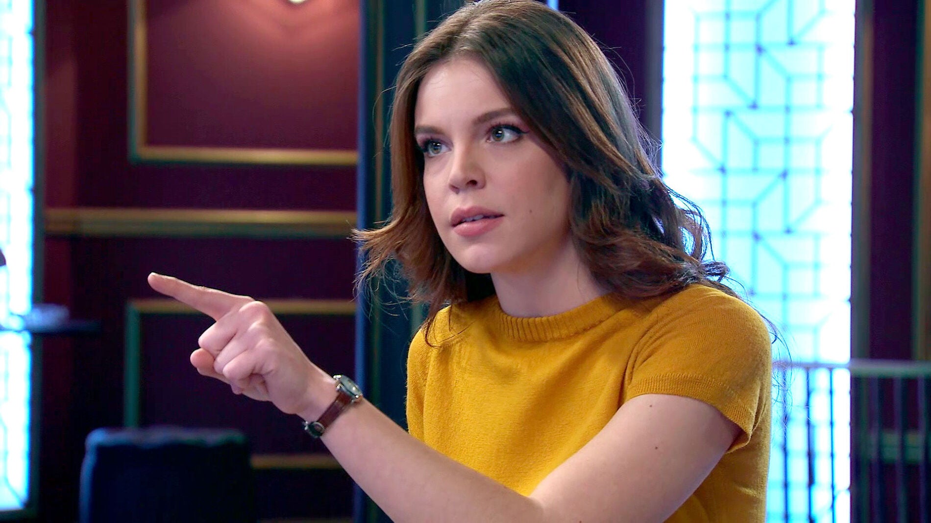 Mar&iacute;a pone firme al mujeriego de Carvajal: "La camisa por dentro y la bragueta cerrada"