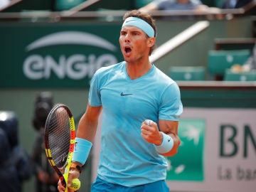 Nadal celebra un punto contra Schwartzman