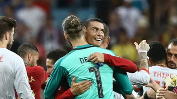 Cristiano y De Gea se saludan tras el partido