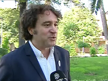 Más de 800 intérpretes, listos para atender a los inmigrantes del Aquarius Más de 800 intérpretes, listos para atender a los inmigrantes del Aquarius