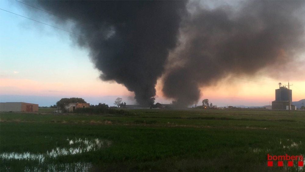 Incendio en un astillero de Tarragona