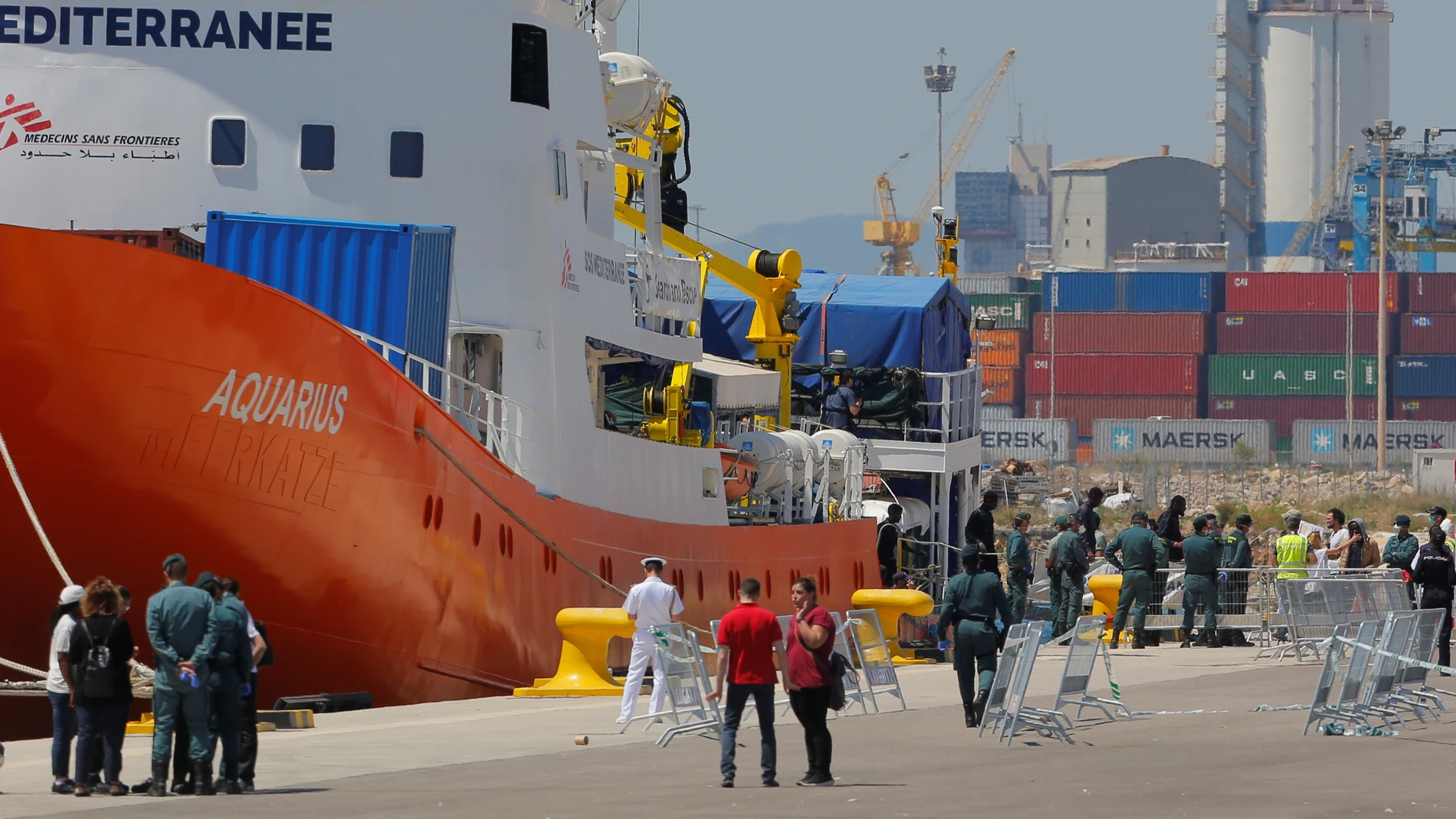 El buque Aquarius en Valencia El buque Aquarius en Valencia