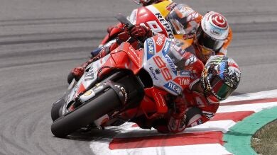 Jorge Lorenzo gana el GP de Cataluña por delante de Márquez y Rossi