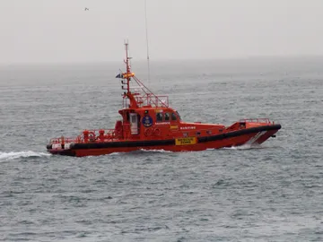 Una embarcación de Salvamento Marítimo Una embarcación de Salvamento Marítimo