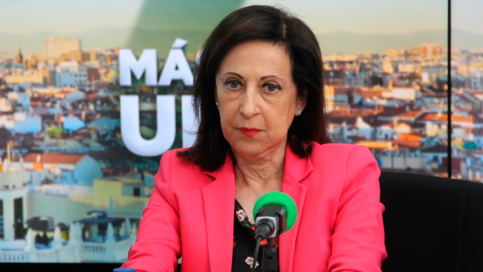 La ministra de Defensa, Margarita Robles, en los estudios de Onda Cero La ministra de Defensa, Margarita Robles, en los estudios de Onda Cero