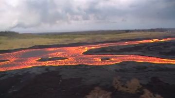 El Kilauea vuelve a expulsar asombrosos ríos de lava