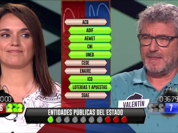 Valentín, del equipo de 'Los Lobos', consigue la ventaja de la bomba estratégica con una magnífica actuación Valentín, del equipo de 'Los Lobos', consigue la ventaja de la bomba estratégica con una magnífica actuación