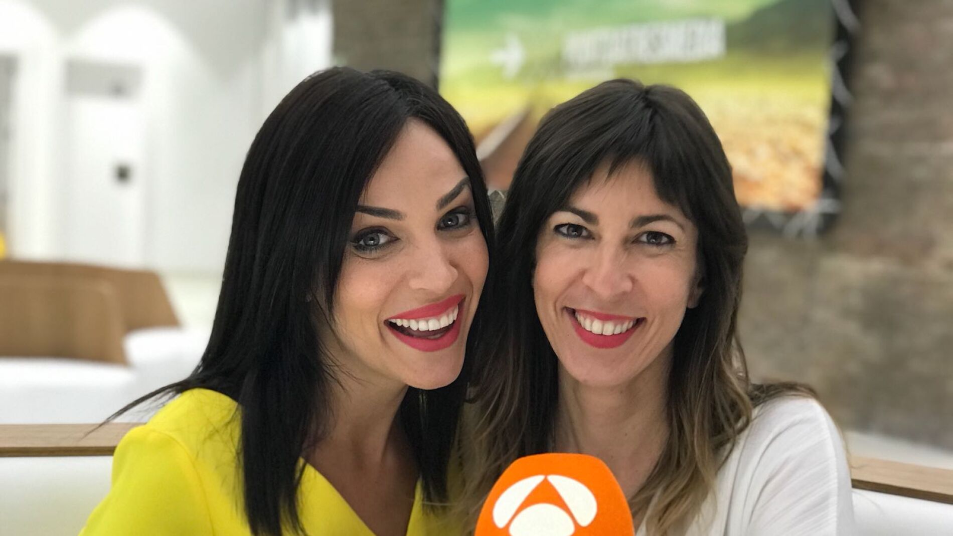 Nerea Garmendia y Elisa Lled&oacute;, en directo: "Gotzone est&aacute; muy emocionada con la boda con I&ntilde;aki"