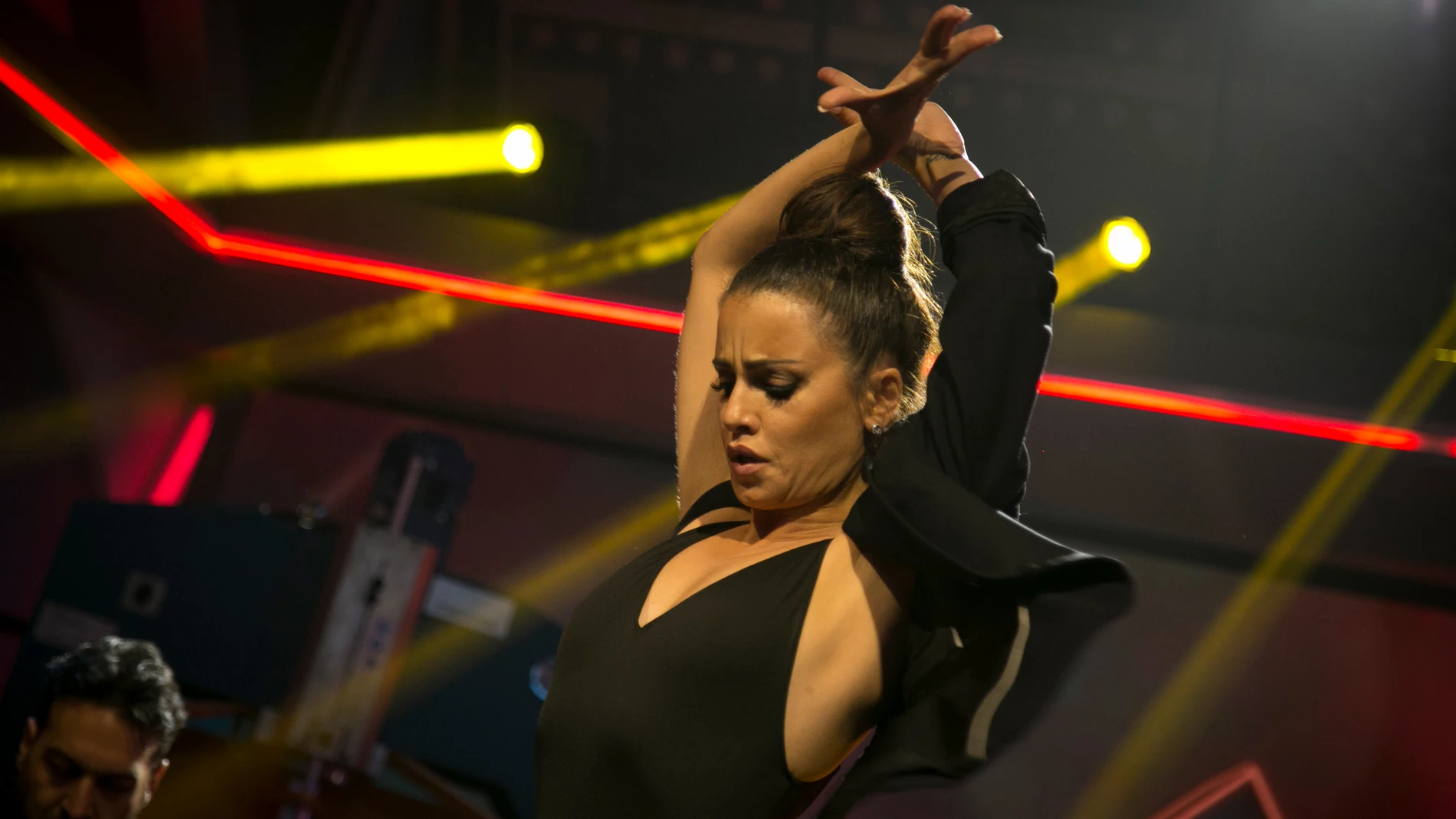 Una emocionada Mónica Cruz nos deja sin palabras con un espectacular baile flamenco en 'El Hormiguero 3.0'
