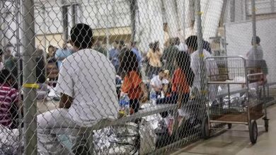 La niña inmigrante de seis años que conmovió al mundo con sus llantos vuelve junto a su madre en EEUU