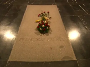Tumba del dictador Francisco Franco Tumba del dictador Francisco Franco