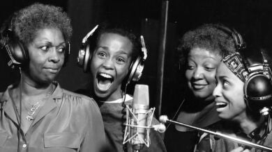 Un documental sobre Whitney Houston revela gran cantidad de archivo inédito y que sufrió abusos de pequeña