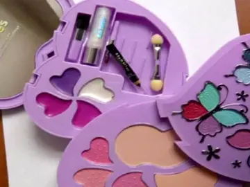 Localizado amianto en un maquillaje vendido en una conocida franquicia Localizado amianto en un maquillaje vendido en una conocida franquicia