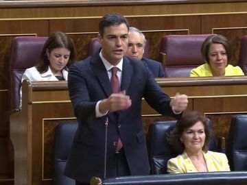 Sánchez pide lealtad al PP pero Hernando avisa de que la tendrán sólo "con España, la Constitución y el Rey"