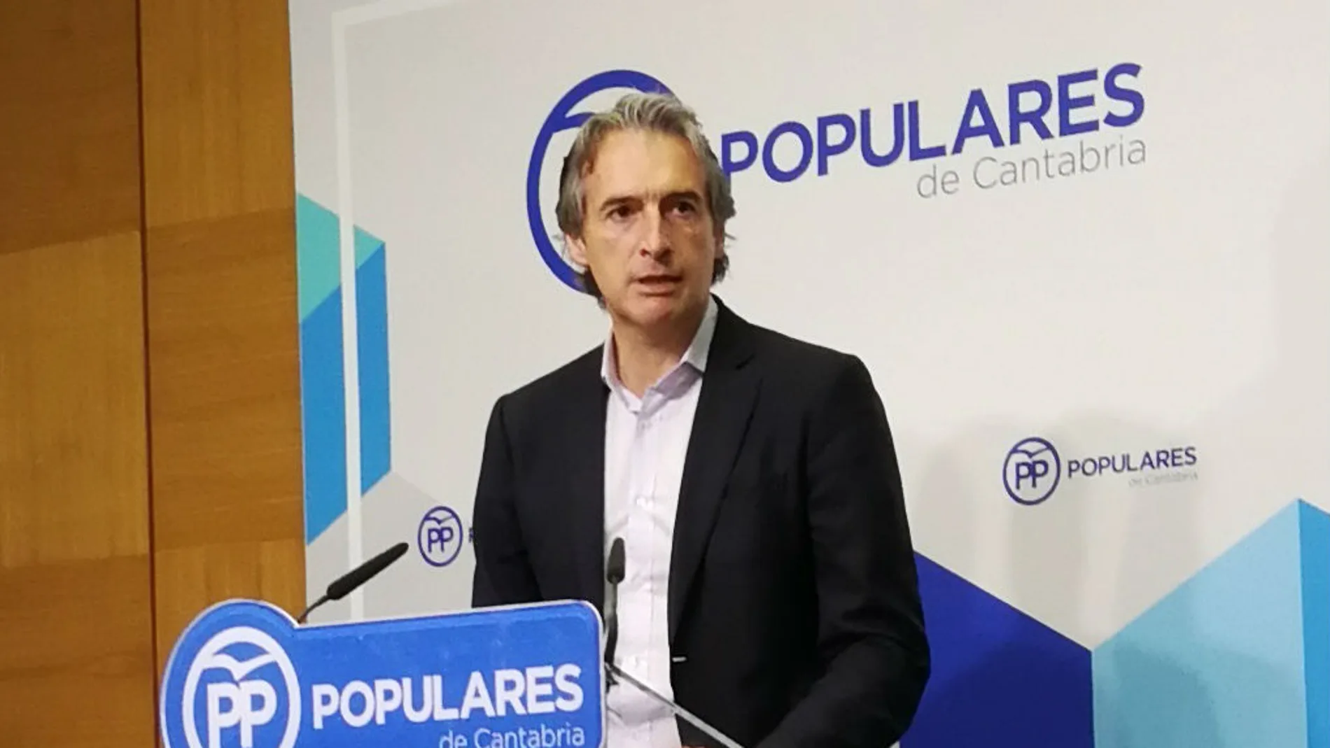 Iñigo de la Serna Iñigo de la Serna