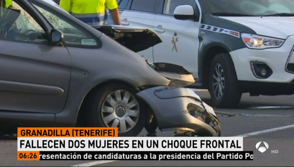 Mueren dos mujeres en un choque frontal de dos vehículos en el sur de Tenerife