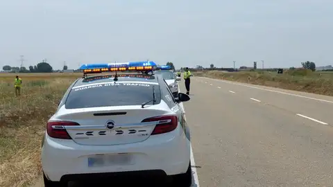 Dos ciclistas mueren atropellados Dos ciclistas mueren atropellados