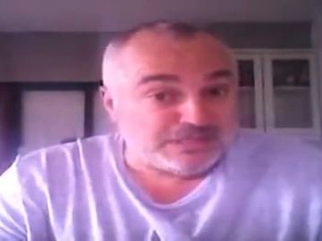 Detenido el profesor de la USC que defiende a La Manada por agredir a dos agentes de la Policía Nacional Detenido el profesor de la USC que defiende a La Manada por agredir a dos agentes de la Policía Nacional