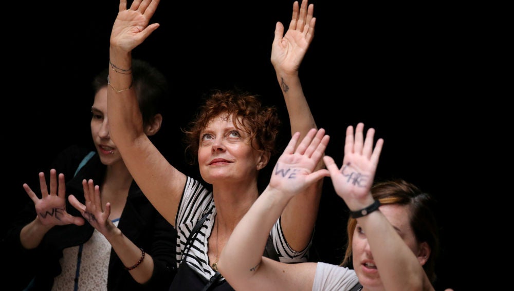 Susan Sarandon durante la protesta