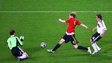 El histórico gol de Torres a Alemania en la Eurocopa de 2008