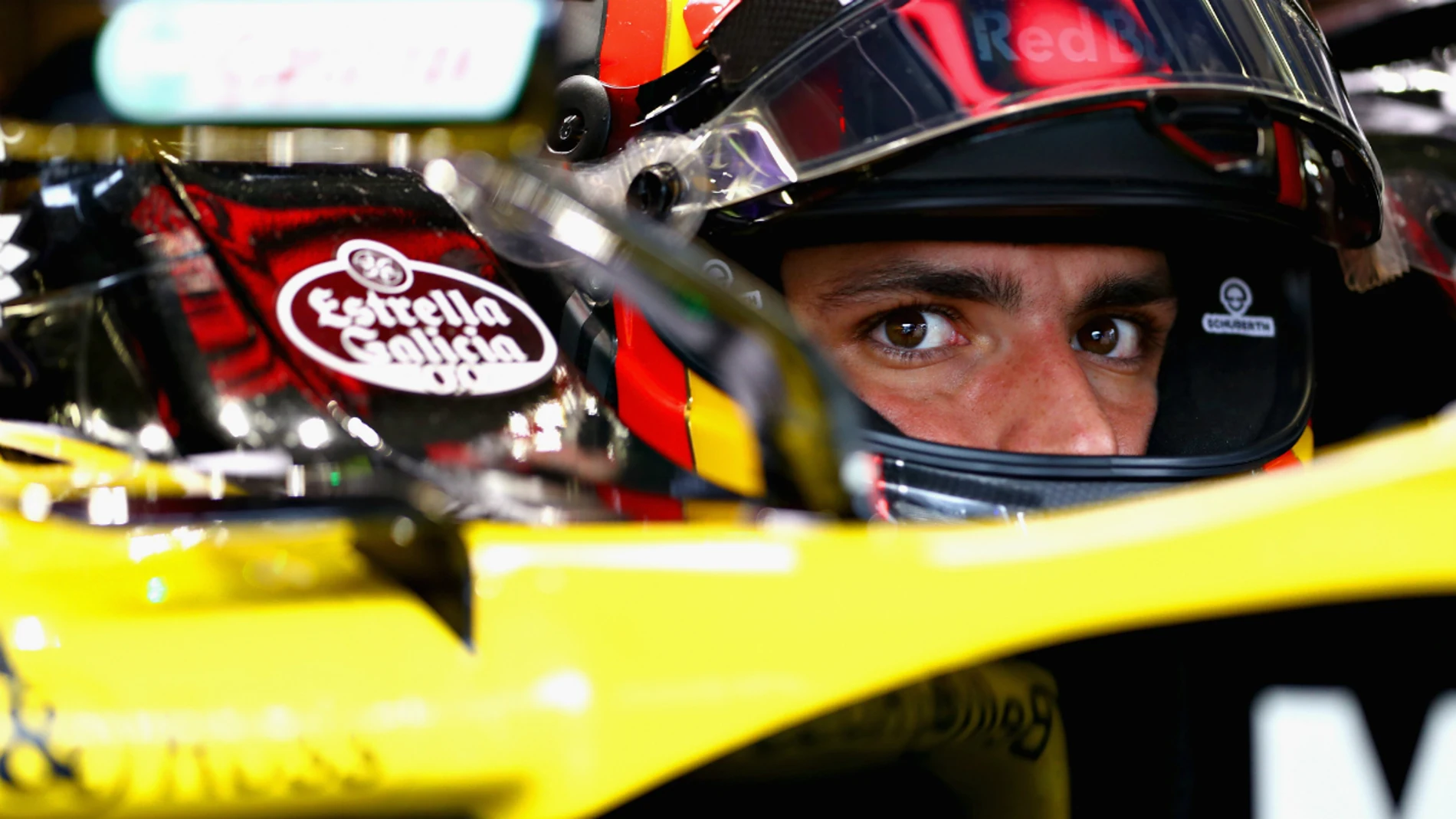 Carlos Sainz, en su cockpit