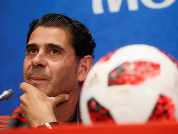Fernando Hierro, en rueda de prensa Fernando Hierro, en rueda de prensa