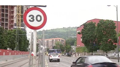 Prohibido circular en Bilbao a más de 30 kilómetros por hora