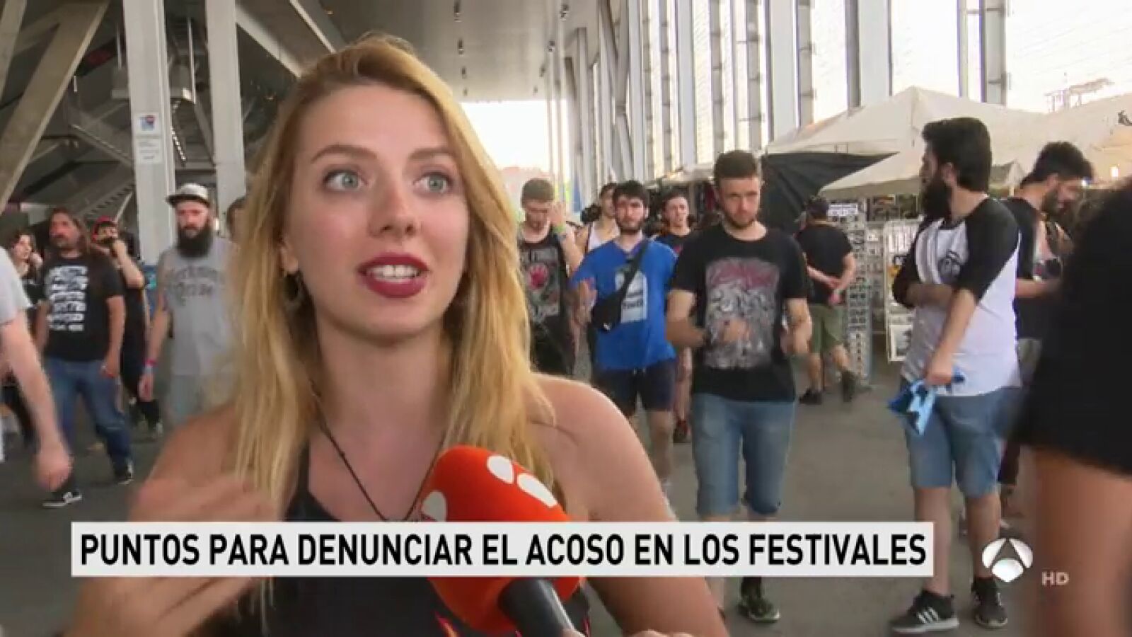 Las jóvenes relatan momentos de acoso que han visto o sufrido en festivales para evitar que se repitan