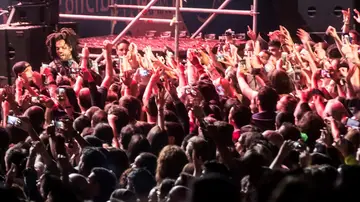 Un momento del concierto que ha ofrecido el estadounidense Lenny Kravitz en el Festival O Son do Camiño Un momento del concierto que ha ofrecido el estadounidense Lenny Kravitz en el Festival O Son do Camiño