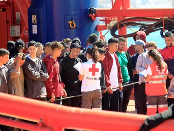 Llegada de la embarcación de Salvamento marítimo 'Luz de Mar' Llegada de la embarcación de Salvamento marítimo 'Luz de Mar'