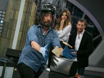 El equipo de ciencia de 'El Hormiguero 3.0' ha ideado la solución para hacer un "desayuno express" El equipo de ciencia de 'El Hormiguero 3.0' ha ideado la solución para hacer un "desayuno express"