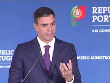 Sánchez pide a la oposición que respalde su propuesta para RTVE para facilitar su "regeneración" Sánchez pide a la oposición que respalde su propuesta para RTVE para facilitar su "regeneración"