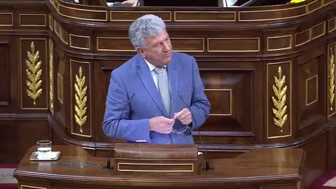 Nueva Canarias rompe con el PSOE por no aprobar de manera inmediata el descuento del 75% en los viajes a la Península Nueva Canarias rompe con el PSOE por no aprobar de manera inmediata el descuento del 75% en los viajes a la Península